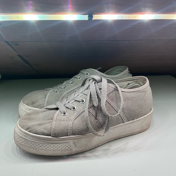 platform low ankle shoes - Picture 2 of 3